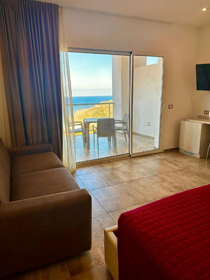 Hotel La Contessa سانتا تيريزا غالّورا المظهر الخارجي الصورة